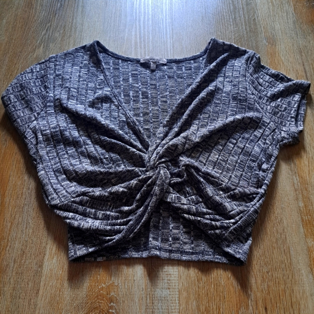 Charlotte Russe Grey Knit Cropped Knot Top Women's Size Medium
